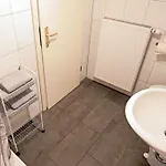 Denkmal-wohnung In Apartment *