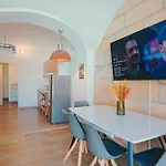 Apartment Denkmal-wohnung In *