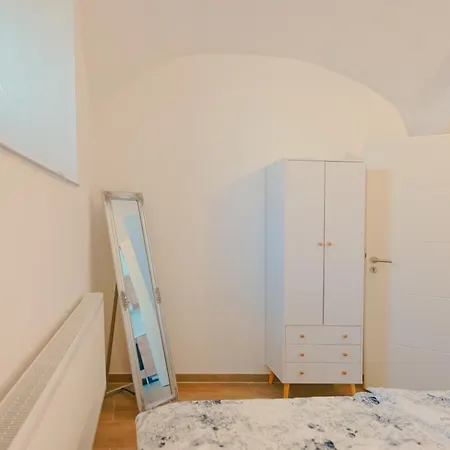 Denkmal-wohnung In Apartment Bamberg