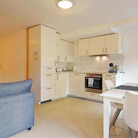 Denkmal-wohnung In Apartment *
